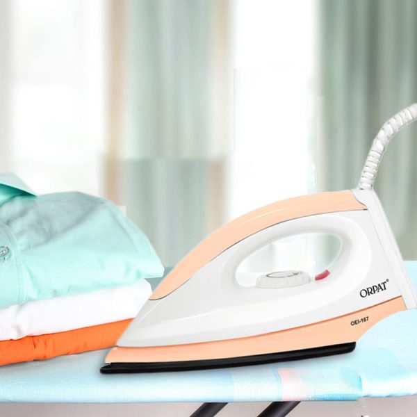 2 Dry Iron OEI 167 1000W – Light Pink