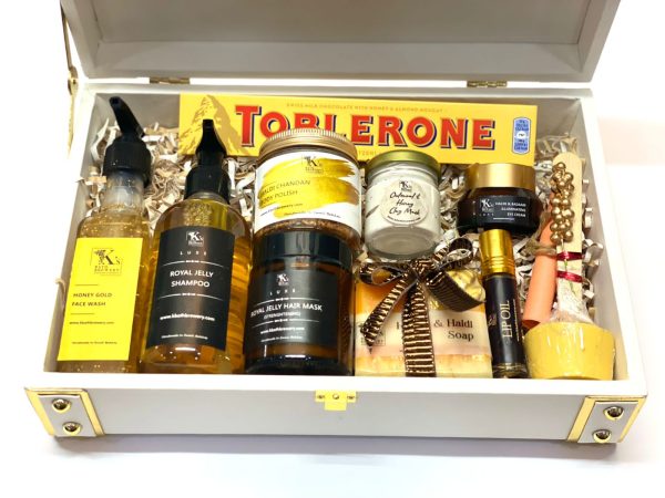 Honey and Haldi Trunk