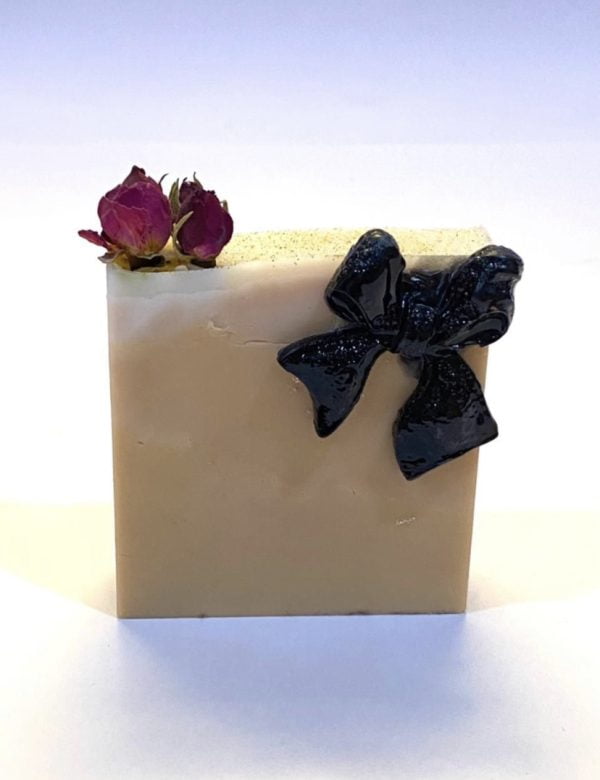 Sandalwood & Coconut Milk Soap (150ml)